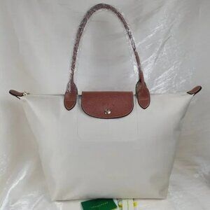 Longchamp le pliage Medium size in White